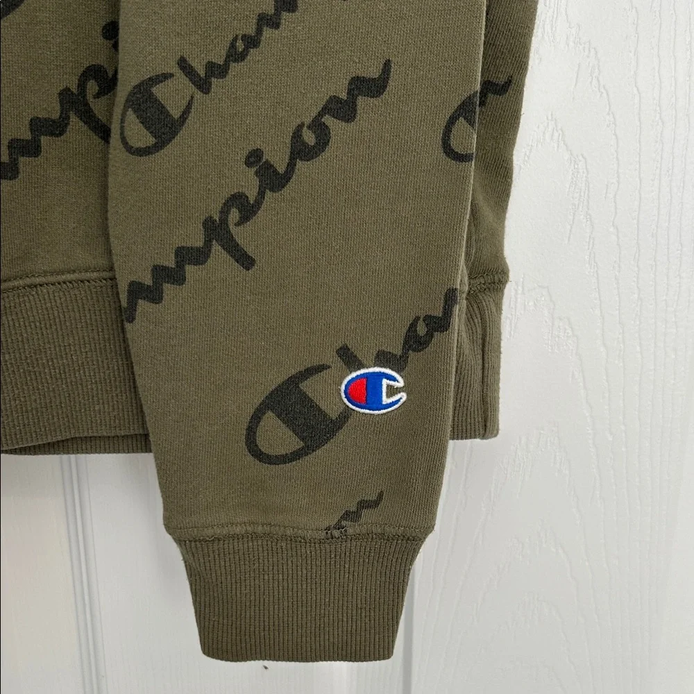 Champion Olive kids Hoodie size M